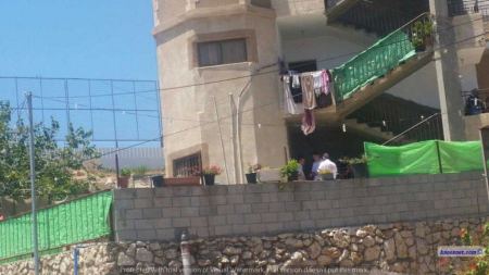 البعنة : ابن يطلق النار على والدته ويرديها قتيلة